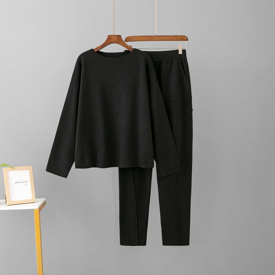 Ladies Suits | Relaxed Fit Outfit