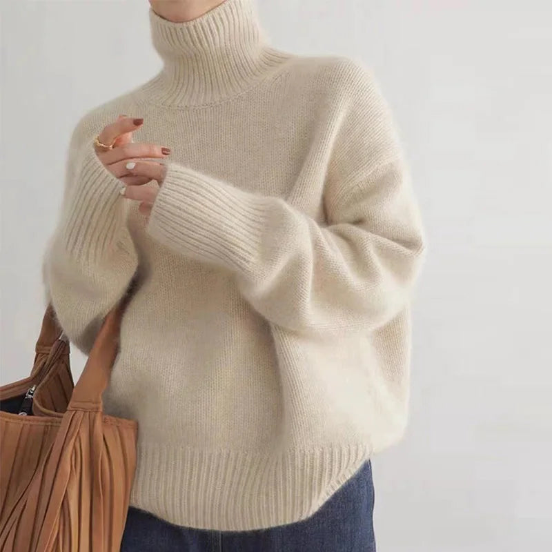Ladies Loose Turtleneck Sweater | Minimal Look